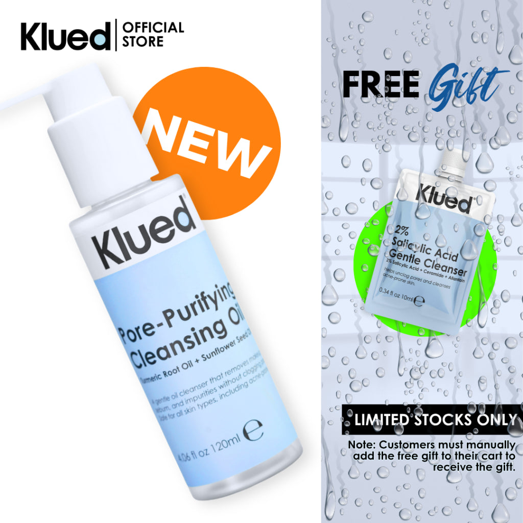 Klued Pore-Purifying Cleansing Oil with a free sample on a water droplet background